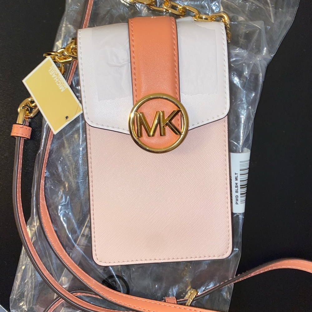 Michael Kors Leather Phone crossbody bag